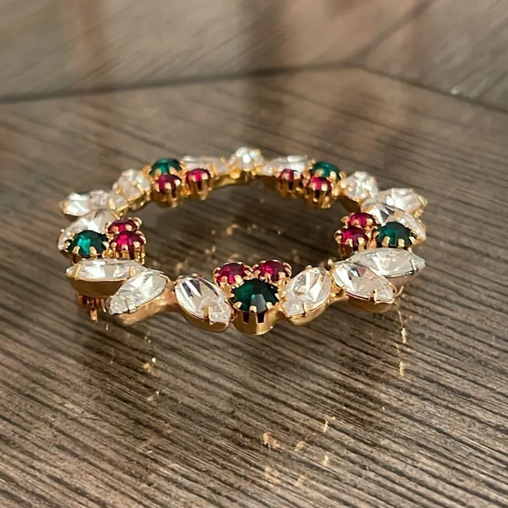 Vintage Christmas Pin Rhinestone Wreath Red, Green & Clear Gems Holiday Brooch